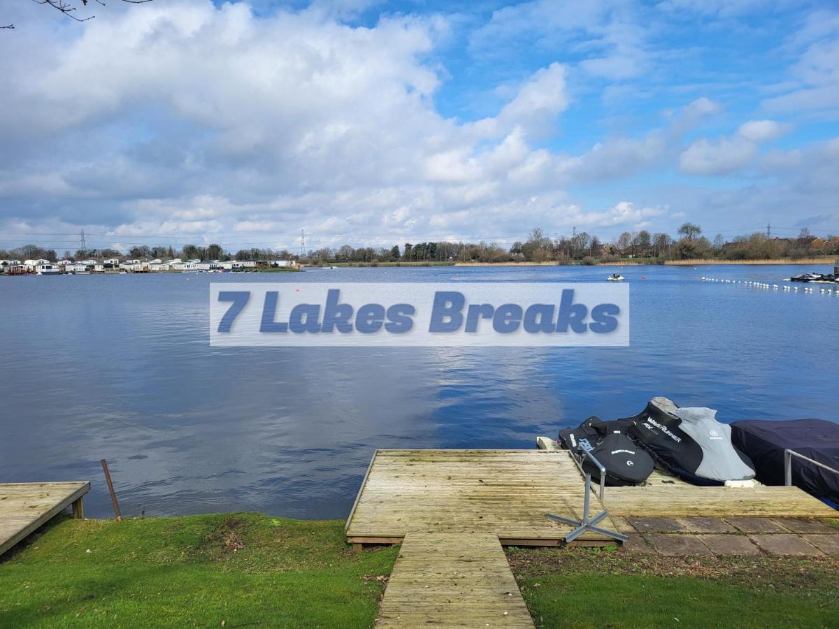 7 Lakes Breaks At 7 Lakes Country Park Crowle  Exterior foto
